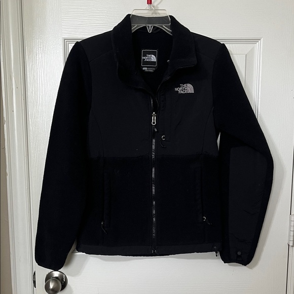 The North Face Black Full‑Zip Fleece Jacket - Picture 3 of 5